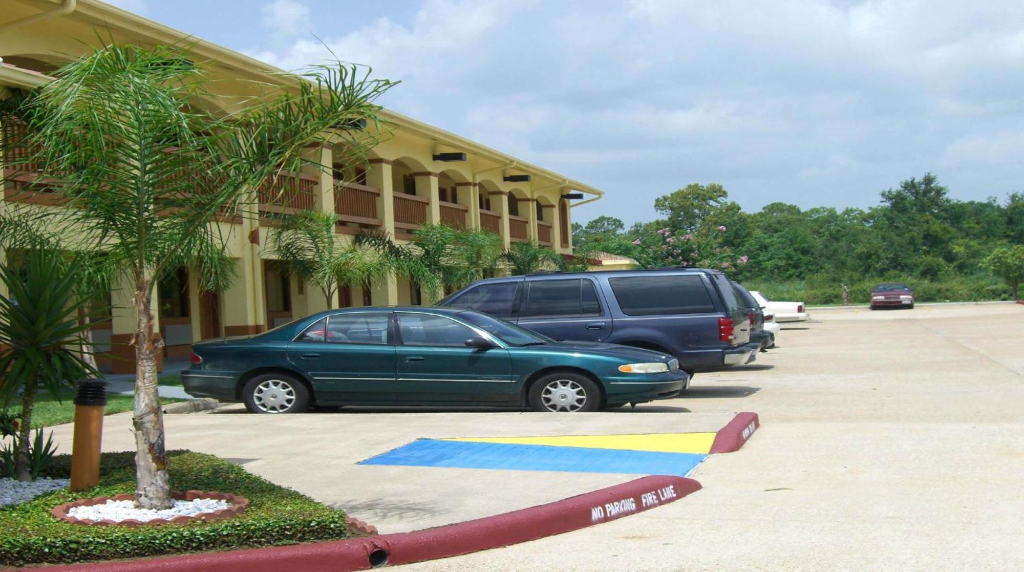 Americas Best Value Inn & Suites-Alvin/Houston Dış mekan fotoğraf